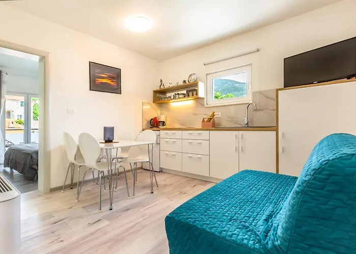 Summer Apartman *