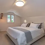 Summer Apartment *